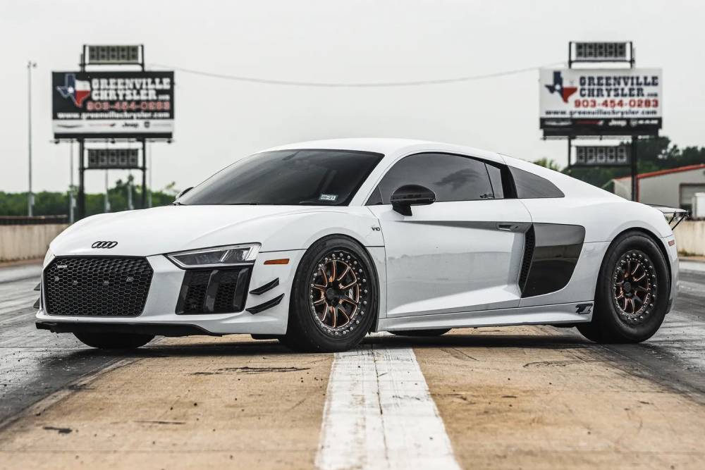 https://autogreeknews.gr/wp-content/uploads/2025/04/audi-r8-2000-whp-02.jpg