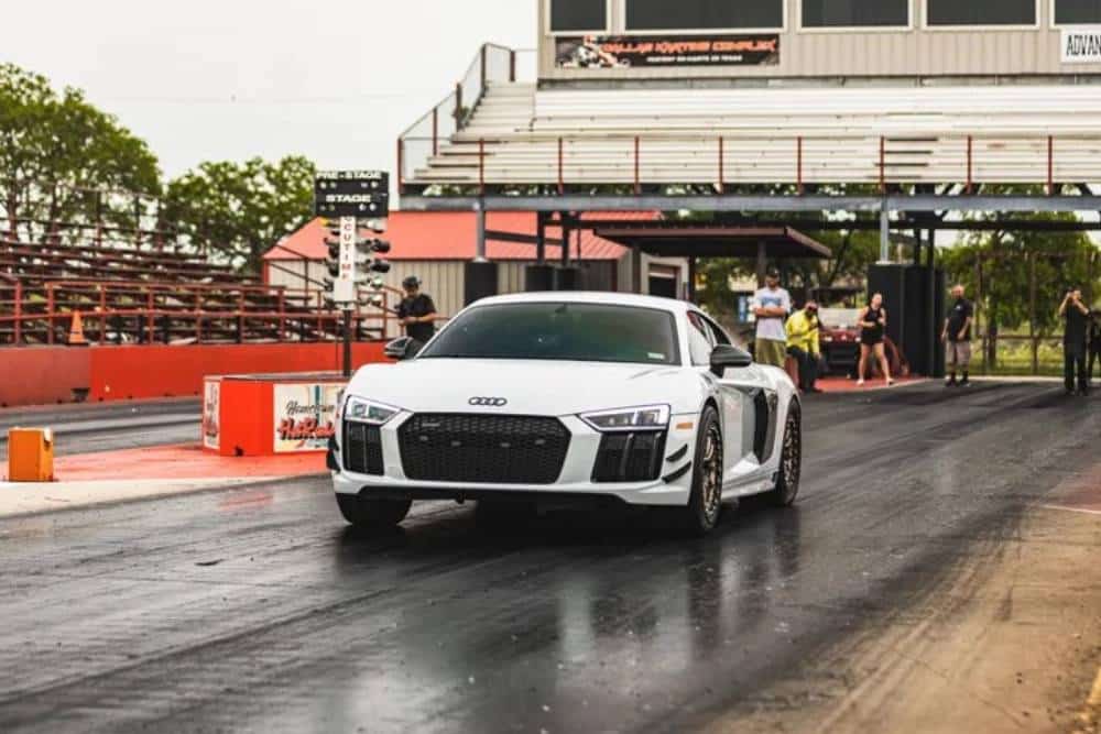 https://autogreeknews.gr/wp-content/uploads/2025/04/audi-r8-2000-whp-08.jpg