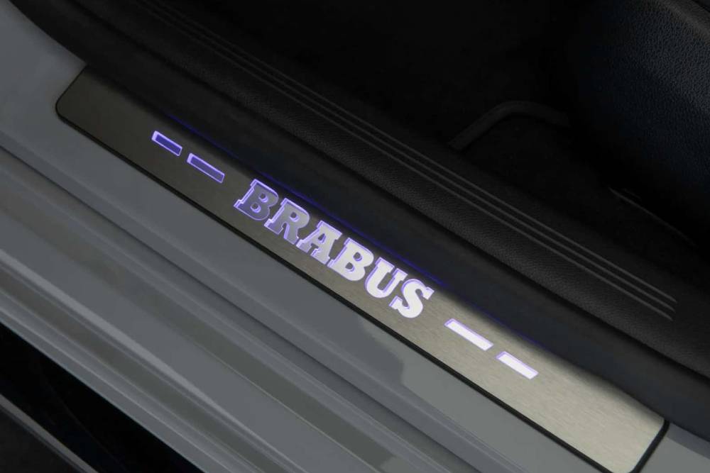 https://autogreeknews.gr/wp-content/uploads/2025/04/brabus-tuned-mercedes-amg-e53-door-sill.jpg