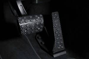 brabus-tuned-mercedes-amg-e53-pedals
