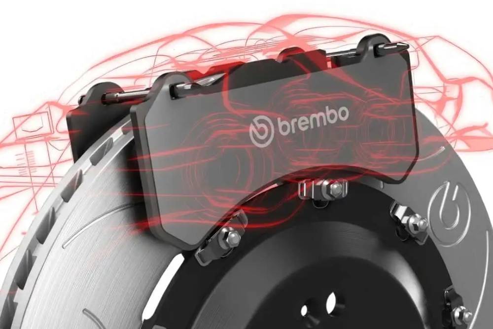 https://autogreeknews.gr/wp-content/uploads/2025/04/brembo-braking-technology.jpg