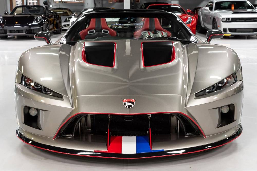 https://autogreeknews.gr/wp-content/uploads/2025/04/dealer-sells-rare-falcon-f7-for-100000-undermsrp-i-1.jpg