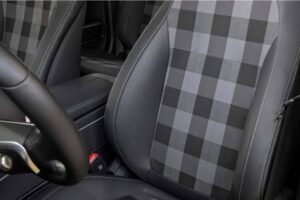 g-class-edition-stronger-than-the-1980s_interior