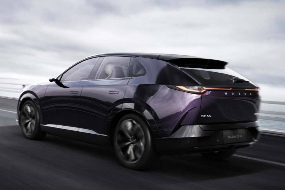 https://autogreeknews.gr/wp-content/uploads/2025/04/mazda-ez-60-china-2.jpg
