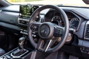 mitsubishi triton australia 03