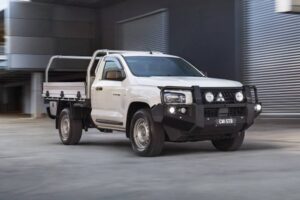 mitsubishi-triton-family-welcomes-cab-chassis-and- (1)