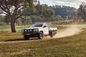 mitsubishi-triton-family-welcomes-cab-chassis-and- (6)