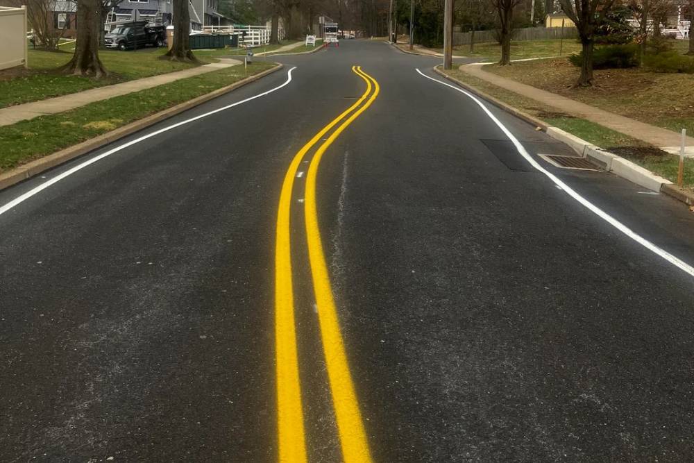 https://autogreeknews.gr/wp-content/uploads/2025/04/squiggly-road.jpg