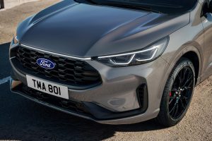 2025_FORD_KUGA_BLACK_PACKAGE_02