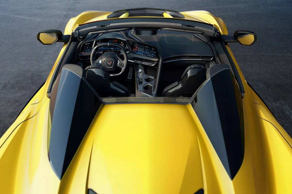 https://autogreeknews.gr/wp-content/uploads/2025/05/2026-Corvette-ZR1-Overhead-2048x1366-1.jpg