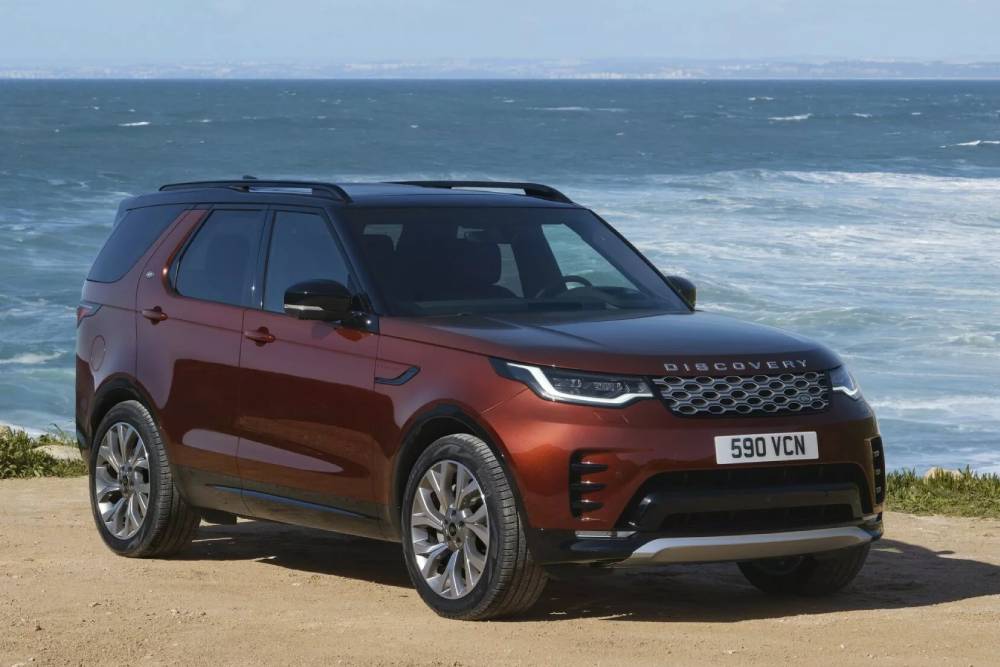 https://autogreeknews.gr/wp-content/uploads/2025/05/2026-Land-Rover-Discovery-Gemini-521-1-2048x1152-1.jpg