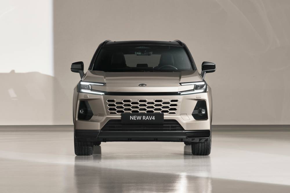 https://autogreeknews.gr/wp-content/uploads/2025/05/2026-all-newrav4-static-009-1.jpg
