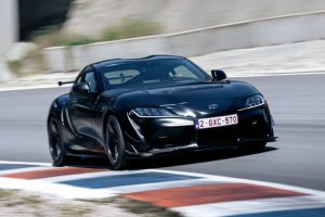 2026-grsupraa90finaledition-matteblack-dynamic-012 (1)