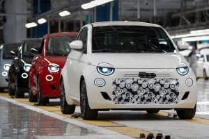 Fiat-500-Hybrid-2025-(1)