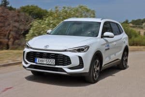 MG ZS MAX HYBRID+ (8)