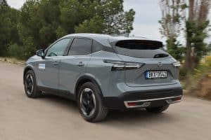 Nissan Qashqai 1.3 158 PS X-Tronic 4WD (5)