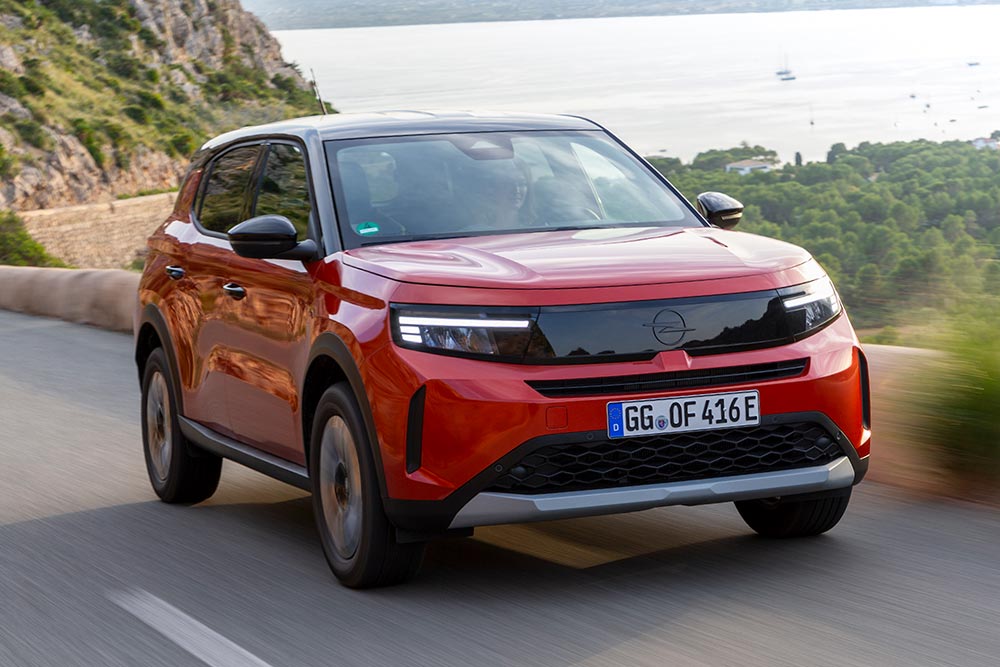 Νέα οικογενειακά Opel για κορυφαίες ανέσεις