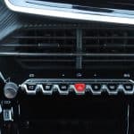 Peugeot 2008 1.2 Hybrid (16)