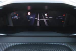 Peugeot 2008 1.2 Hybrid (23)