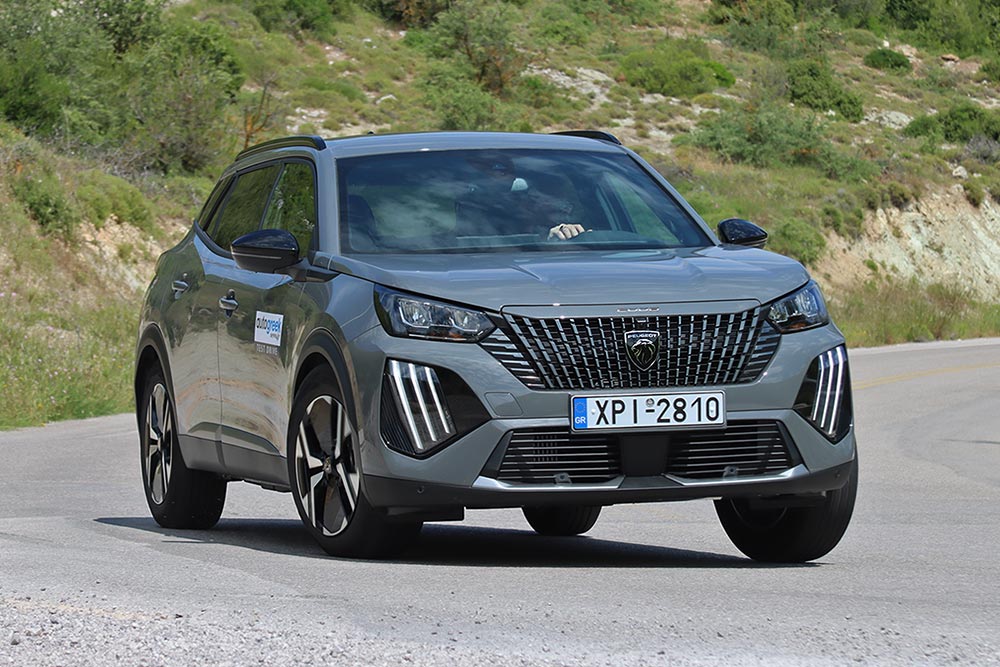 https://autogreeknews.gr/wp-content/uploads/2025/05/Peugeot-2008-1.2-Hybrid-29.jpg