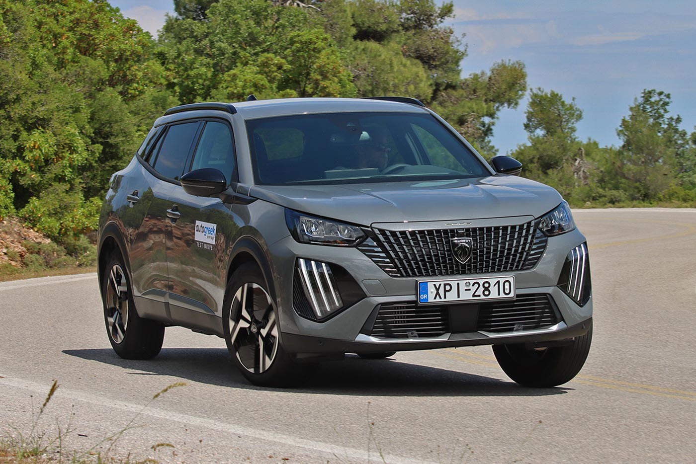 Ακαταμάχητο και σε τιμή το Peugeot 2008 1.2 Hybrid 145