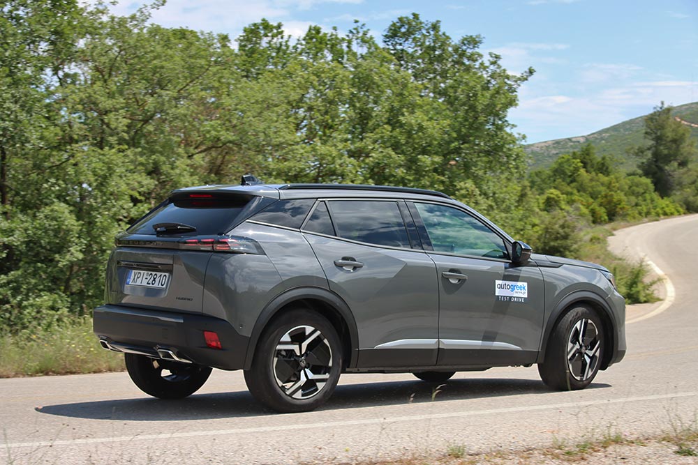 https://autogreeknews.gr/wp-content/uploads/2025/05/Peugeot-2008-1.2-Hybrid-39.jpg