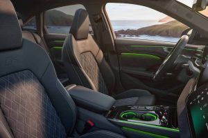 audi-a6-e-hybrid-quattro-2025 (4)