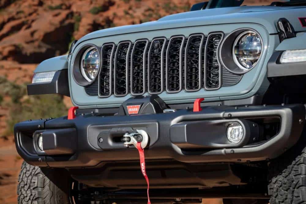 https://autogreeknews.gr/wp-content/uploads/2025/05/jeep-wrangler-rubicon-final-edition-06.jpg