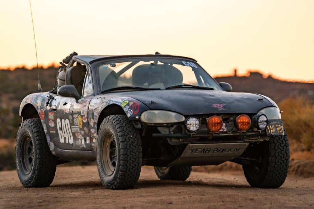https://autogreeknews.gr/wp-content/uploads/2025/05/mazda-mx-5-off-road-09.jpg