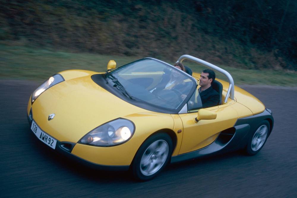 https://autogreeknews.gr/wp-content/uploads/2025/05/renault_sport_spider_316.jpg
