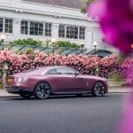 rolls-royce-spectre-wears-pink-with-confidence-it- (6)