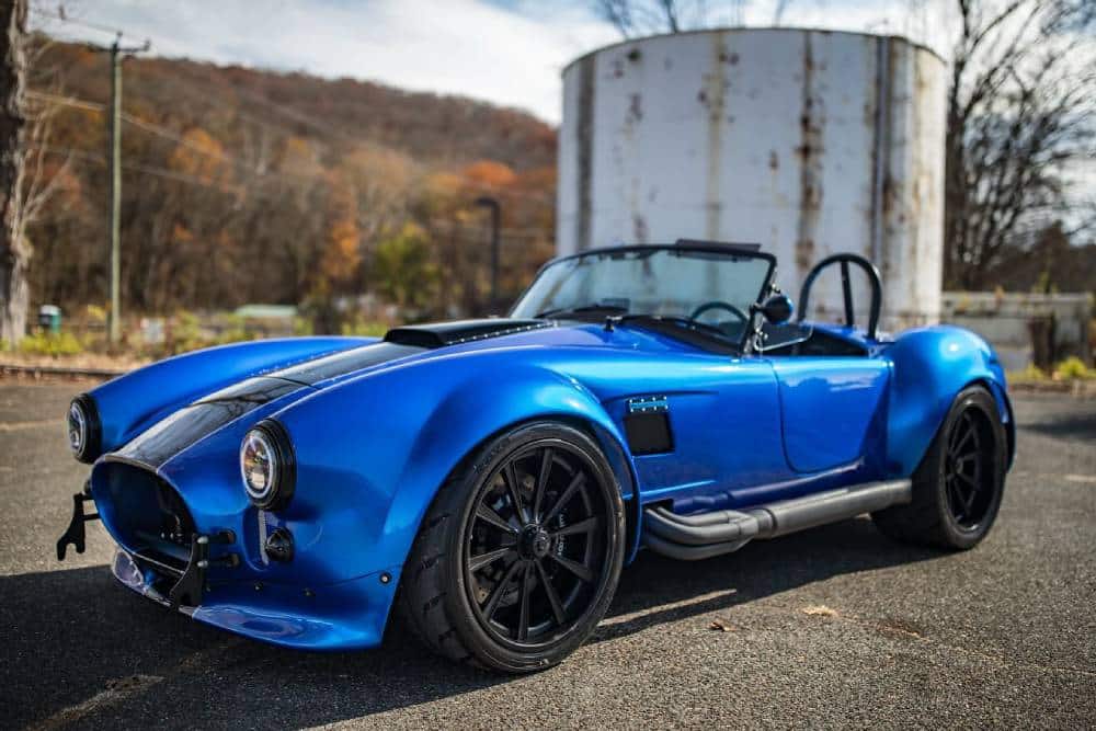https://autogreeknews.gr/wp-content/uploads/2025/05/this-is-going-to-cause-a-major-ruckus-shelby-cobra-2.jpg