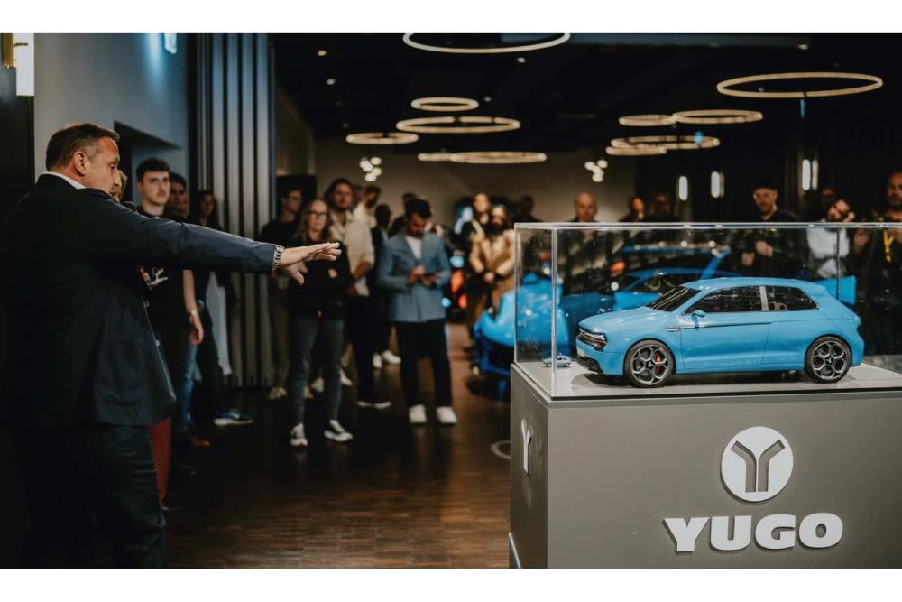 https://autogreeknews.gr/wp-content/uploads/2025/05/yugo-concept-scale-model-4.jpg