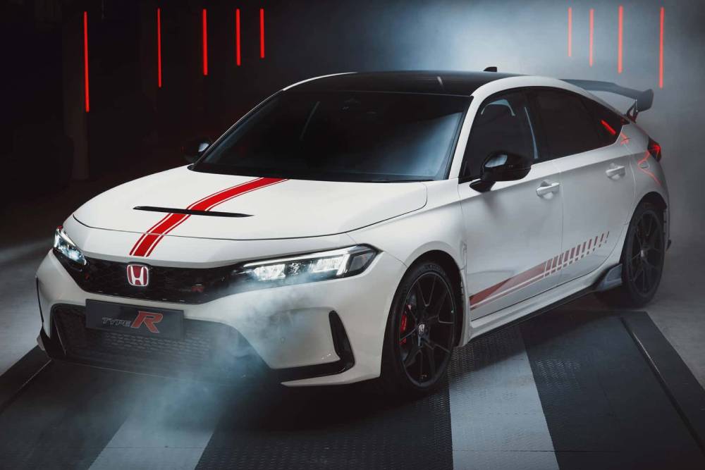 https://autogreeknews.gr/wp-content/uploads/2025/06/2026-honda-civic-type-r-ultimate-edition-1.jpg