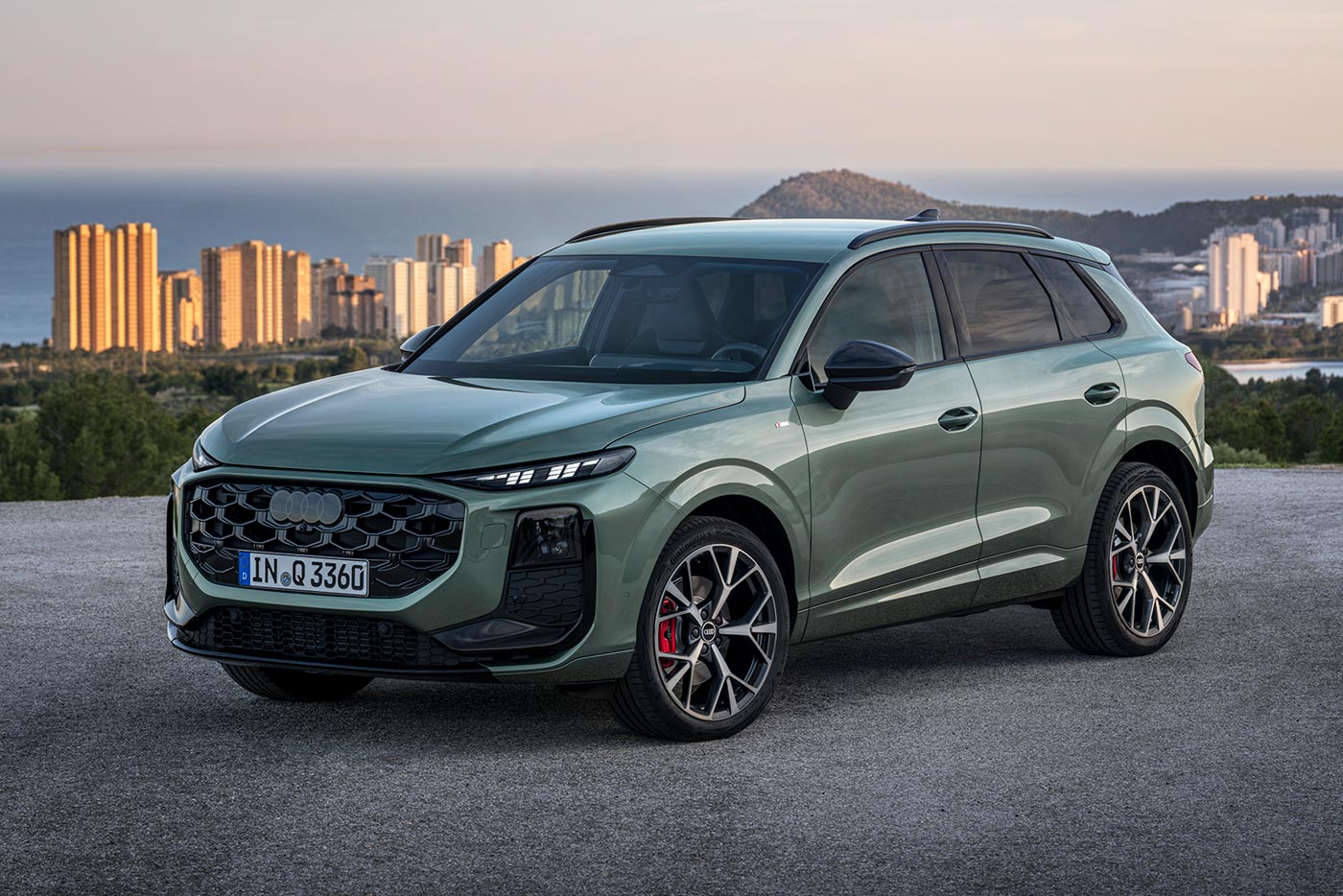 Νέο Audi Q3 στην κορυφή των μικρομεσαίων SUV