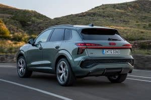 Audi-Q3-2025-(28)