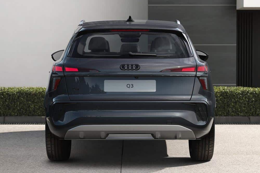 https://autogreeknews.gr/wp-content/uploads/2025/06/Audi-Q3-advanced-2.jpg