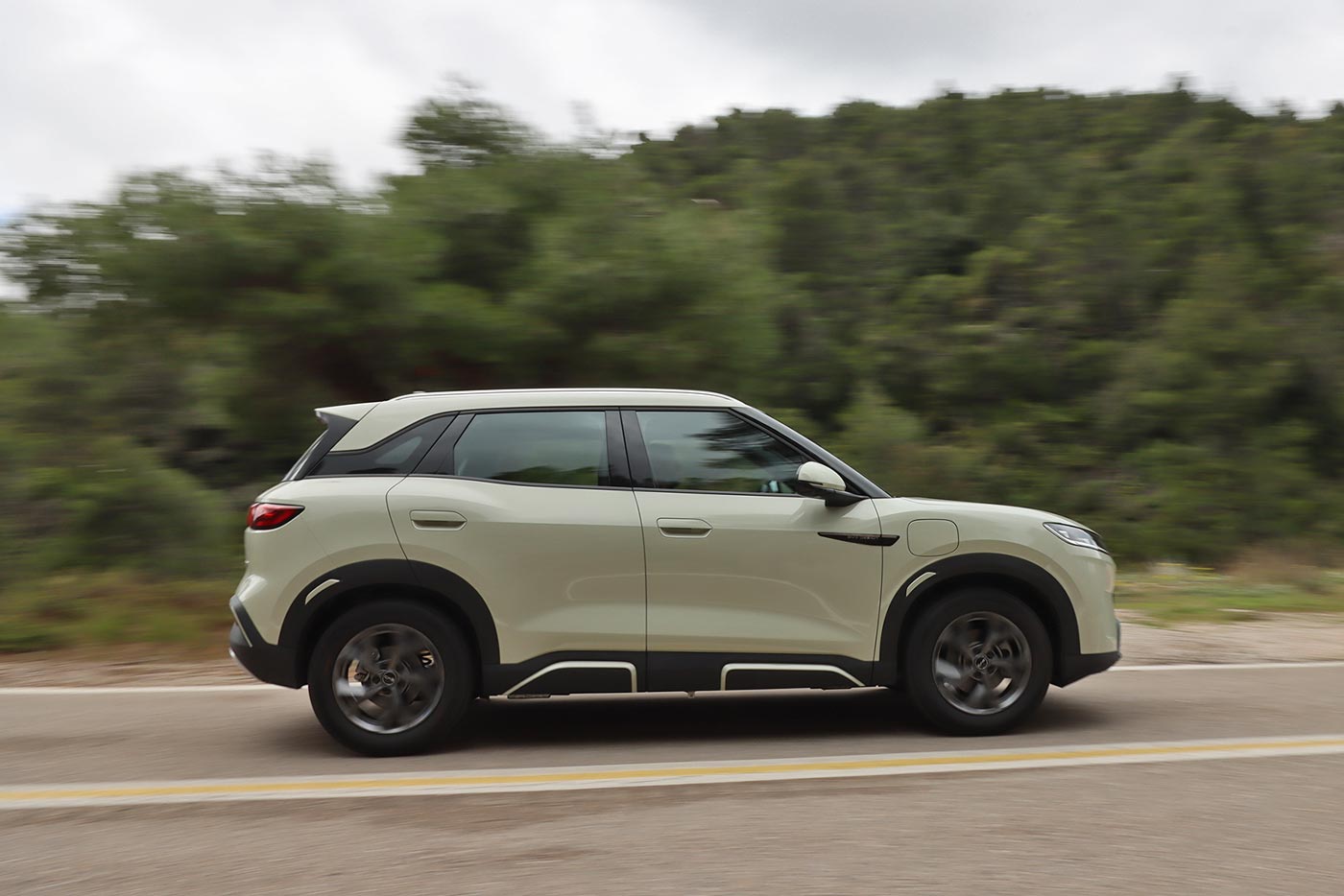 Νέο SUV από 24.990 ευρώ βάζει σε δίλημμα