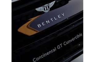 Continental-GTC-Mulliner_rear-view