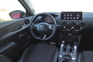 DS 3 1.2 Hybrid 145 (12)