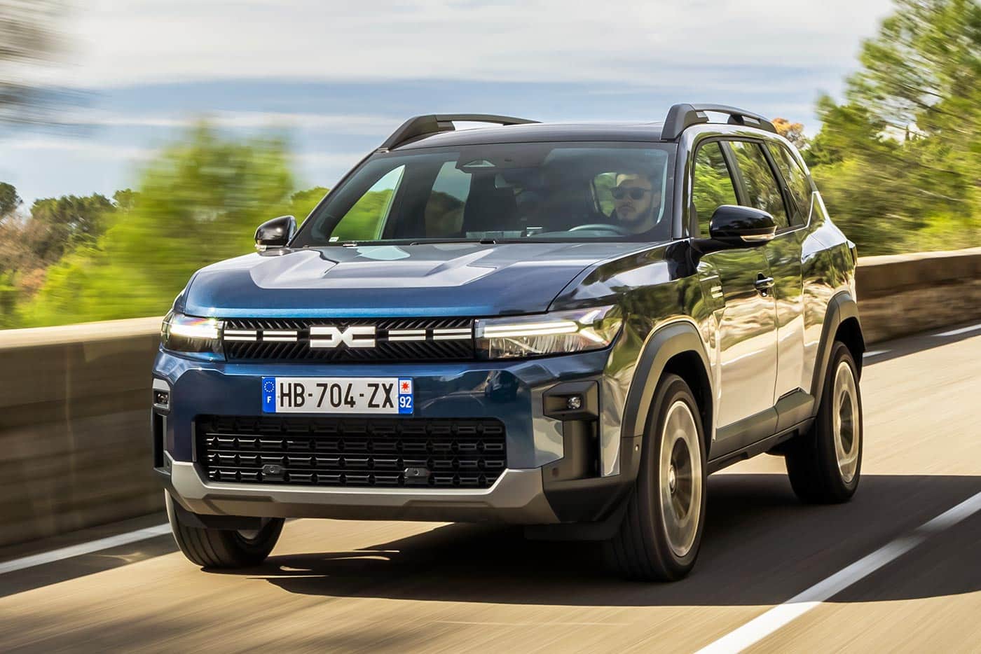 Νέο Dacia Bigster hybrid LPG με 1.450 χλμ. αυτονομία