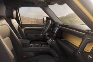 Defender-Trophy-Edition-00007-2048×1152