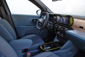 Fiat Grande Panda 1.2 Hybrid 110 HP (12)