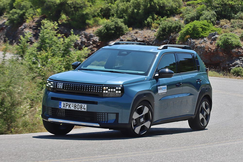 https://autogreeknews.gr/wp-content/uploads/2025/06/Fiat-Grande-Panda-1.2-Hybrid-110-HP-29.jpg
