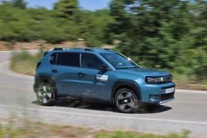 Fiat Grande Panda 1.2 Hybrid 110 HP (34)