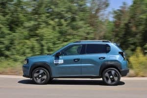 Fiat Grande Panda 1.2 Hybrid 110 HP (35)