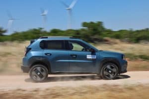 Fiat Grande Panda 1.2 Hybrid 110 HP (8)