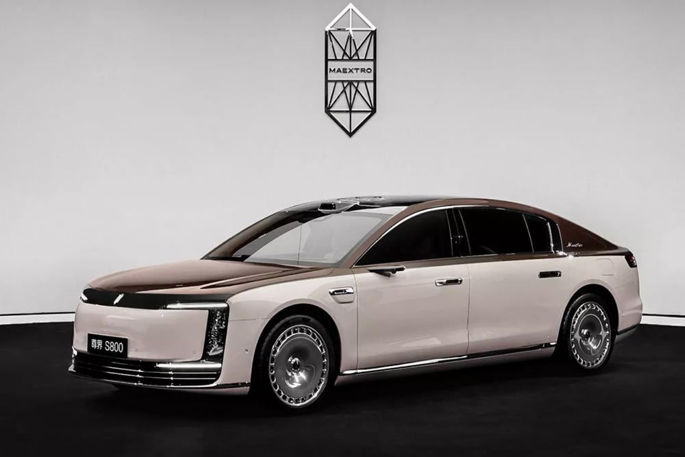 Ανοίγει στόματα το νέο Huawei Maextro S800