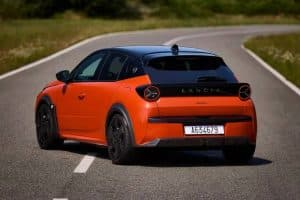 Lancia-Ypsilon-HF-8-2048×1152