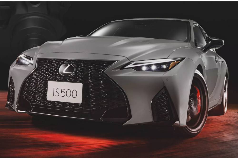 https://autogreeknews.gr/wp-content/uploads/2025/06/Lexus-IS-500-Climax-Edition-Japan-1-2048x1153-1.jpg